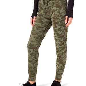 Lululemon Ready to Rulu Jogger Size 12. Brand new, tags still on.